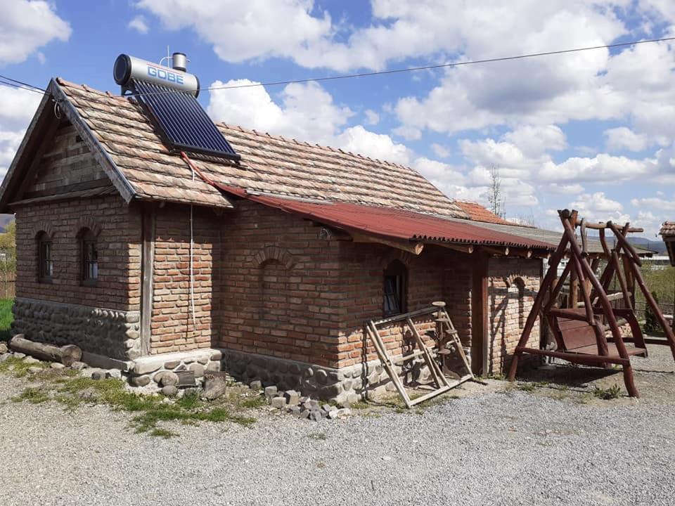 Casa Rustic Feher & Fekete Vendeghazak Sovata Exterior photo